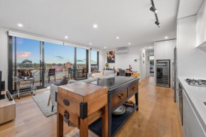 StayCentral - East Brunswick Village with Study